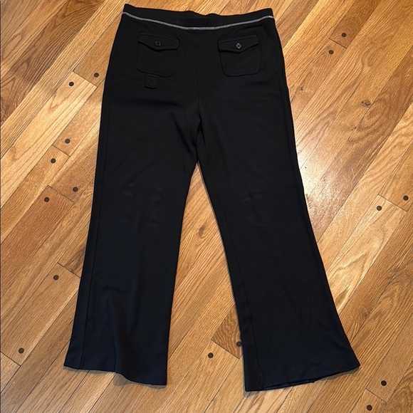 Karen Kane Ponte Knit Black Flared Pants Women's Large Pull On 29" Inseam - Picture 1 of 5